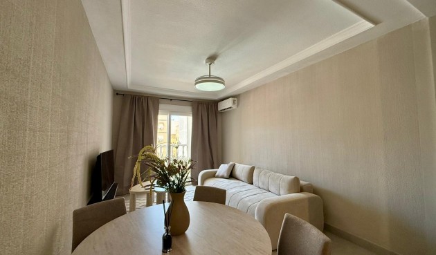 Resale - Apartment -
Torrevieja - Playa del Cura