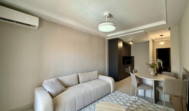 Resale - Apartment -
Torrevieja - Playa del Cura