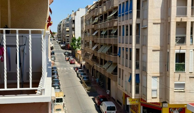 Resale - Apartment -
Torrevieja - Playa del Cura