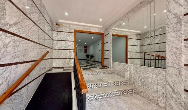 Resale - Apartment -
Torrevieja - Playa del Cura