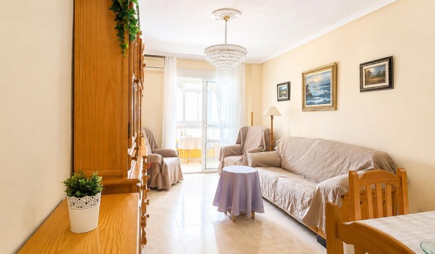 Resale - Apartment -
Torrevieja - Habaneras