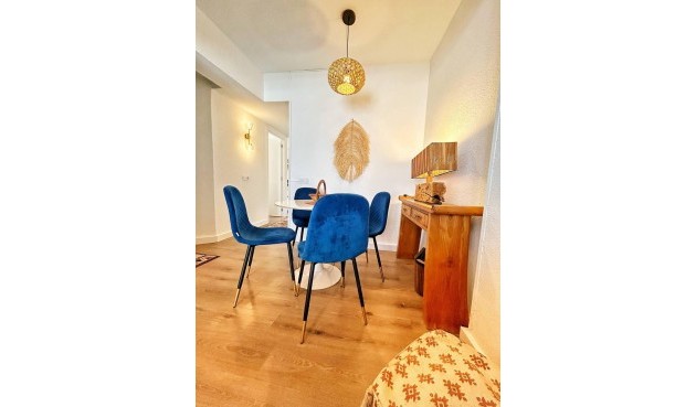 Resale - Penthouse -
Torrevieja - Centro