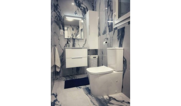 Resale - Penthouse -
Torrevieja - Centro