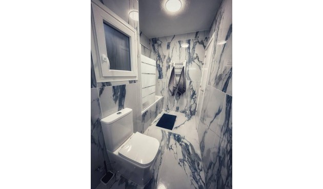 Resale - Penthouse -
Torrevieja - Centro
