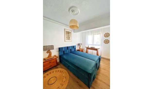 Resale - Penthouse -
Torrevieja - Centro
