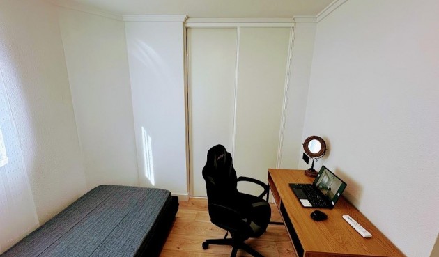 Resale - Apartment -
Torrevieja - Centro