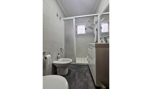Resale - Quad House -
Torrevieja - Costa Blanca