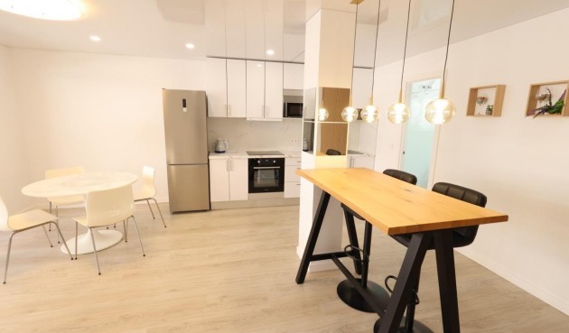 Resale - Apartment -
Torrevieja - Costa Blanca