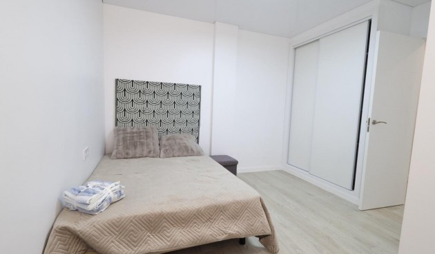 Resale - Apartment -
Torrevieja - Costa Blanca