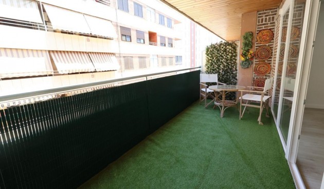 Resale - Apartment -
Torrevieja - Costa Blanca