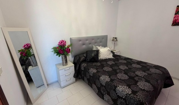 Resale - Apartment -
Torrevieja - Torreblanca