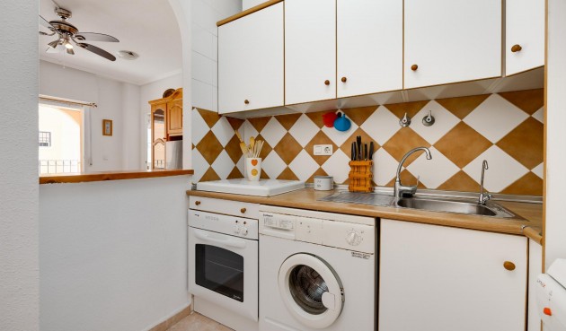 Resale - Bungalow -
Torrevieja - Costa Blanca
