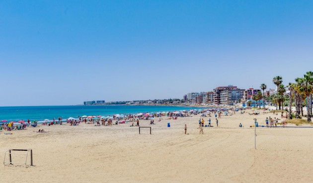 Resale - Bungalow -
Torrevieja - Costa Blanca