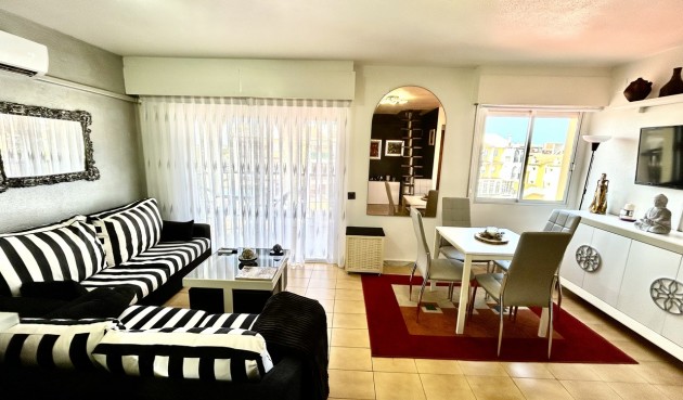 Resale - Apartment -
Torrevieja - Costa Blanca
