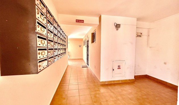 Resale - Apartment -
Torrevieja - Costa Blanca