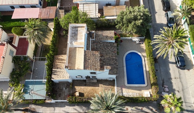 Resale - Villa -
Cabo Roig - Costa Blanca