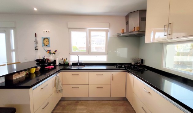 Resale - Villa -
Ciudad Quesada - Costa Blanca