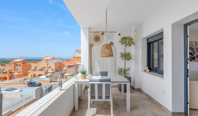 Resale - Apartment -
Torrevieja - Costa Blanca