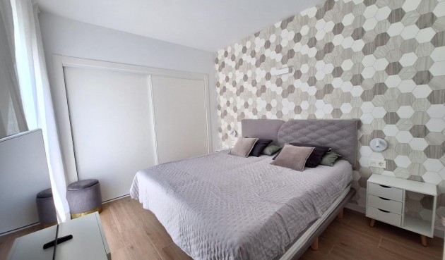 Resale - Villa -
Torrevieja - Los Frutales