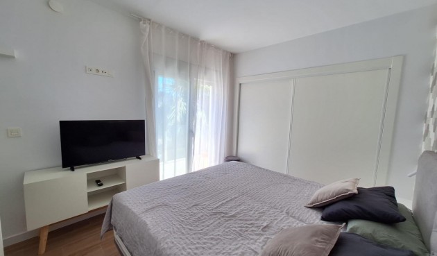 Resale - Villa -
Torrevieja - Los Frutales