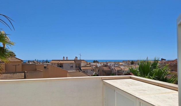 Resale - Villa -
Torrevieja - Los Frutales