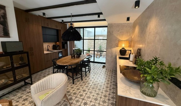 Resale - Apartment -
Torrevieja - Estacion De Autobuses