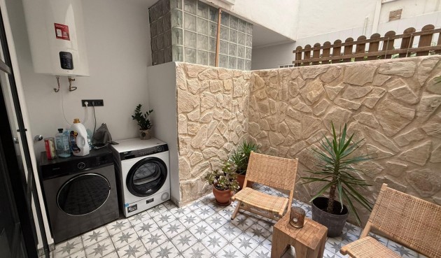 Resale - Apartment -
Torrevieja - Estacion De Autobuses