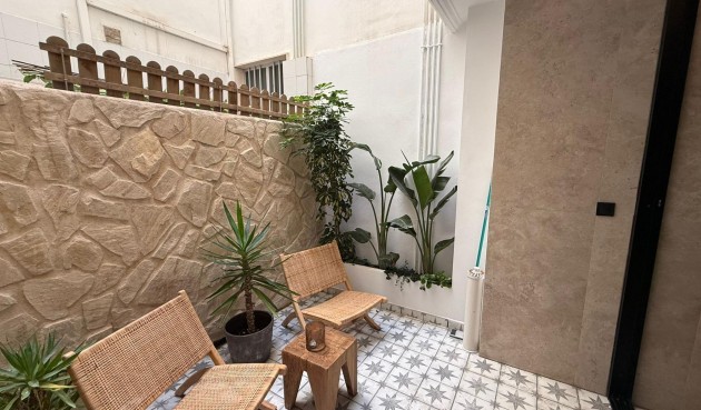 Resale - Apartment -
Torrevieja - Estacion De Autobuses