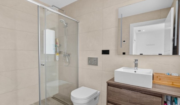 Resale - Villa -
Torrevieja - Costa Blanca