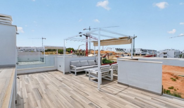 Resale - Villa -
Torrevieja - Costa Blanca