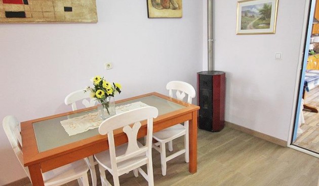 Resale - Bungalow -
Guardamar del Segura - 03140