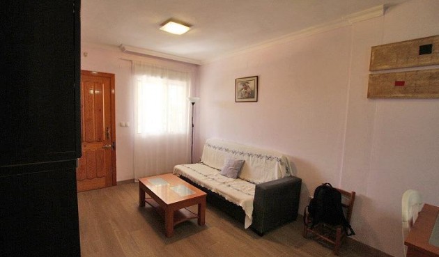 Resale - Bungalow -
Guardamar del Segura - 03140