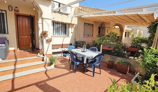 Resale - Bungalow -
Guardamar del Segura - 03140