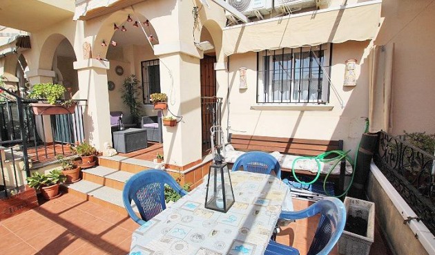 Resale - Bungalow -
Guardamar del Segura - 03140