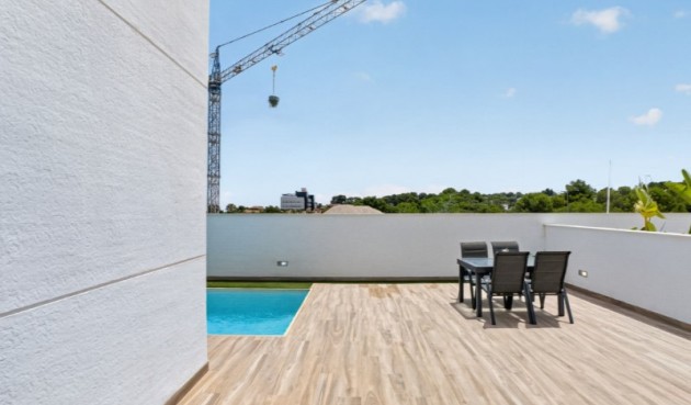 Resale - Villa -
Torrevieja - Costa Blanca