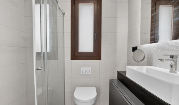 Resale - Villa -
Torrevieja - Costa Blanca