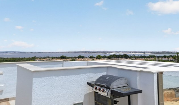 Resale - Villa -
Torrevieja - Costa Blanca