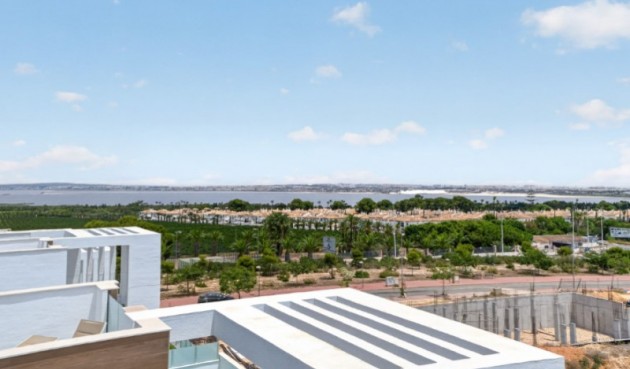 Resale - Villa -
Torrevieja - Costa Blanca
