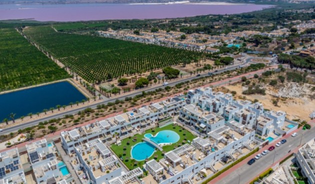 Resale - Villa -
Torrevieja - Costa Blanca