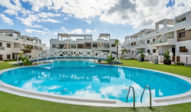 Resale - Villa -
Torrevieja - Costa Blanca