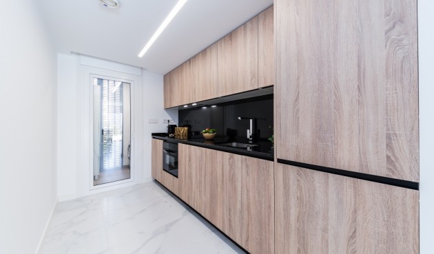 Resale - Apartment -
Torrevieja - Costa Blanca