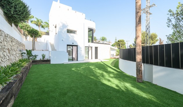 Resale - Villa -
Benissa - Costa Blanca