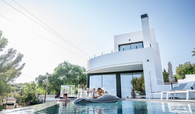 Resale - Villa -
Benissa - Costa Blanca
