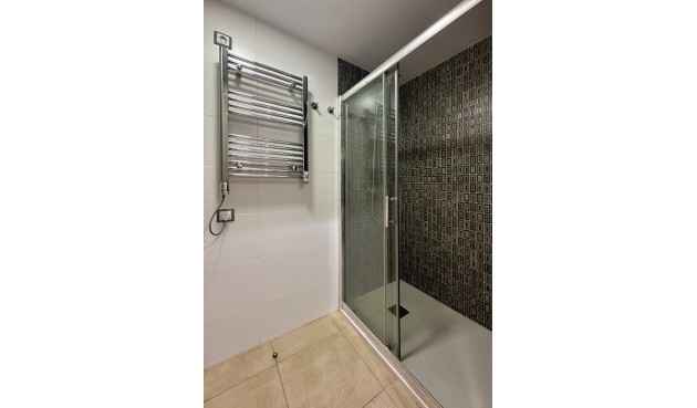 Resale - Apartment -
Santa Pola - Costa Blanca