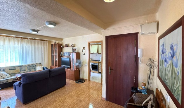 Resale - Apartment -
Torrevieja - Miramar - Torre Del Moro