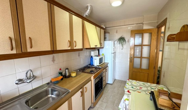 Resale - Apartment -
Torrevieja - Miramar - Torre Del Moro