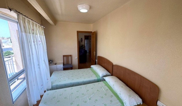 Resale - Apartment -
Torrevieja - Miramar - Torre Del Moro