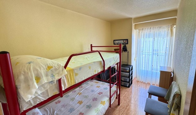Resale - Apartment -
Torrevieja - Miramar - Torre Del Moro