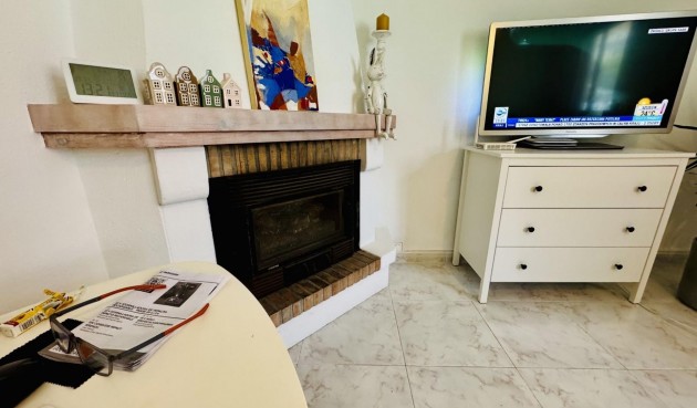 Resale - Villa -
Torrevieja - La Siesta - El Salado - Torreta