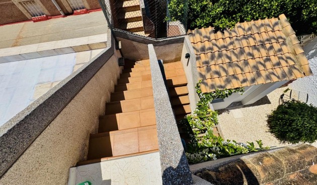 Resale - Villa -
Torrevieja - La Siesta - El Salado - Torreta